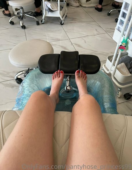 Pantyhose_princess99