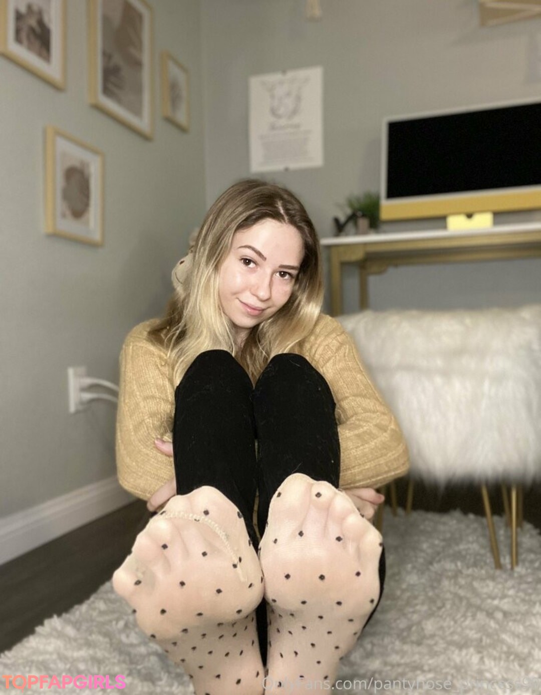 Foto desnuda filtrada de OnlyFans de Pantyhoseprincess99 #605 Foto desnuda filtrada de OnlyFans de Pantyhoseprincess99 #605