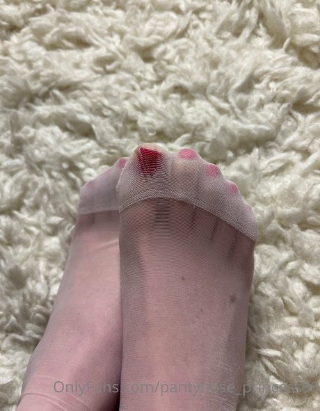 Pantyhose_princess99