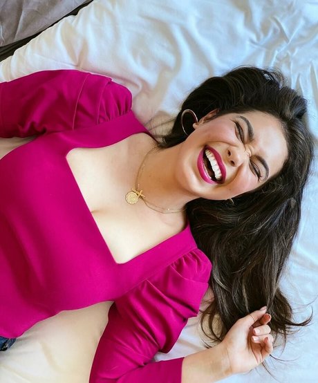 Foto desnuda filtrada de OnlyFans de Aulii Cravalho