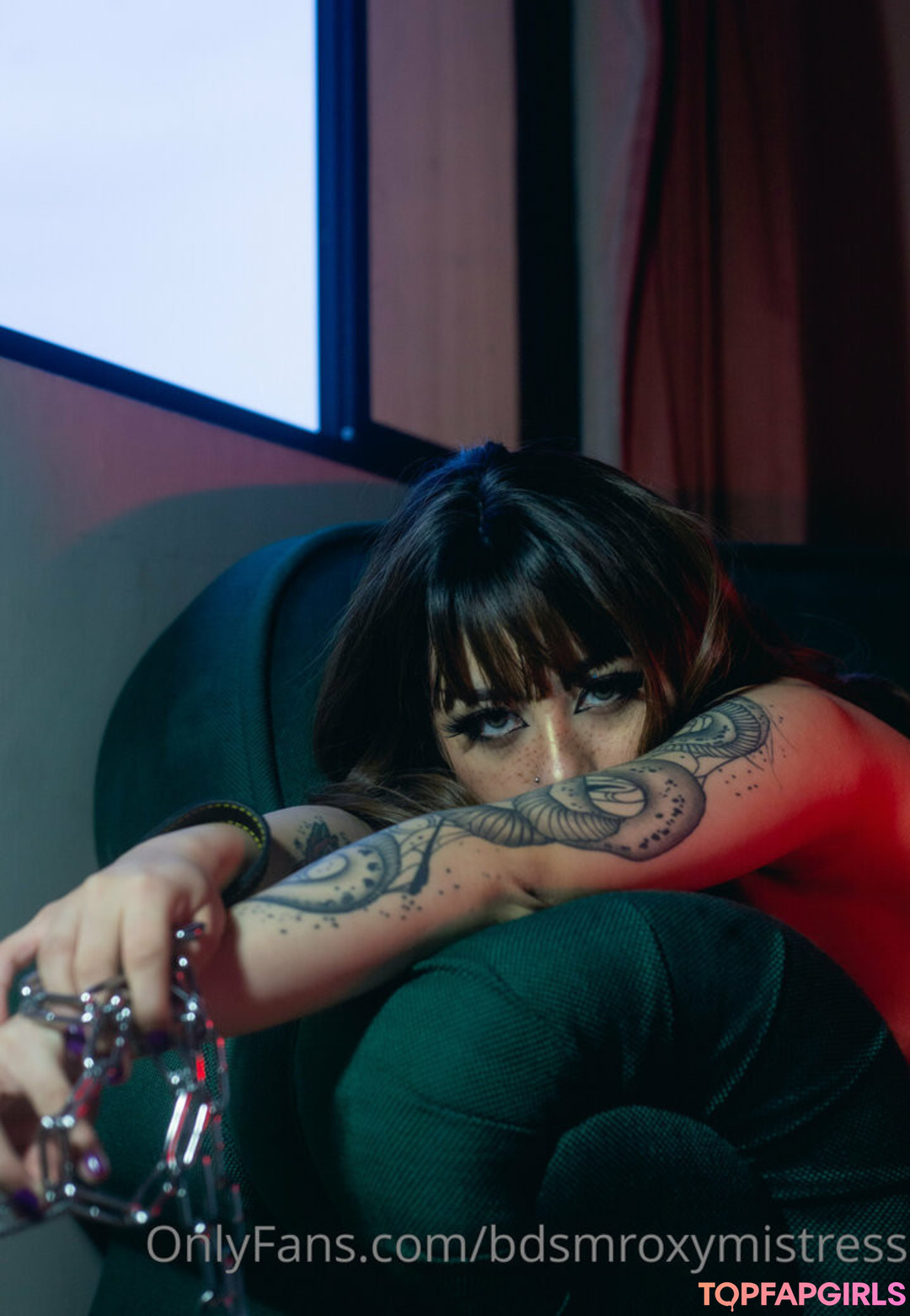 Foto desnuda filtrada de OnlyFans de Mistressroxybdsm #96 Foto desnuda filtrada de OnlyFans de Mistressroxybdsm #96