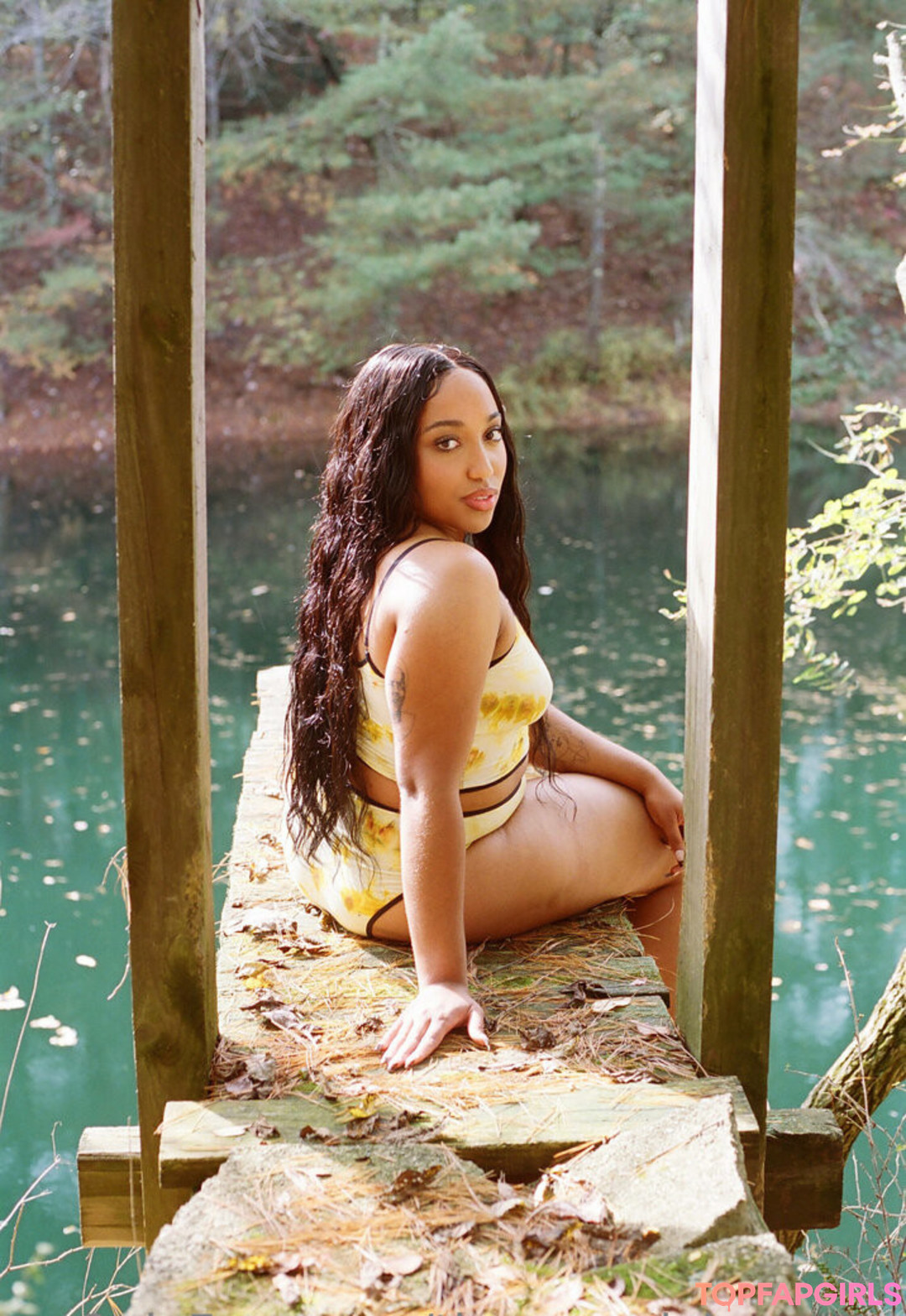 Foto desnuda filtrada de OnlyFans de Theremedybyreyna #39 Foto desnuda filtrada de OnlyFans de Theremedybyreyna #39