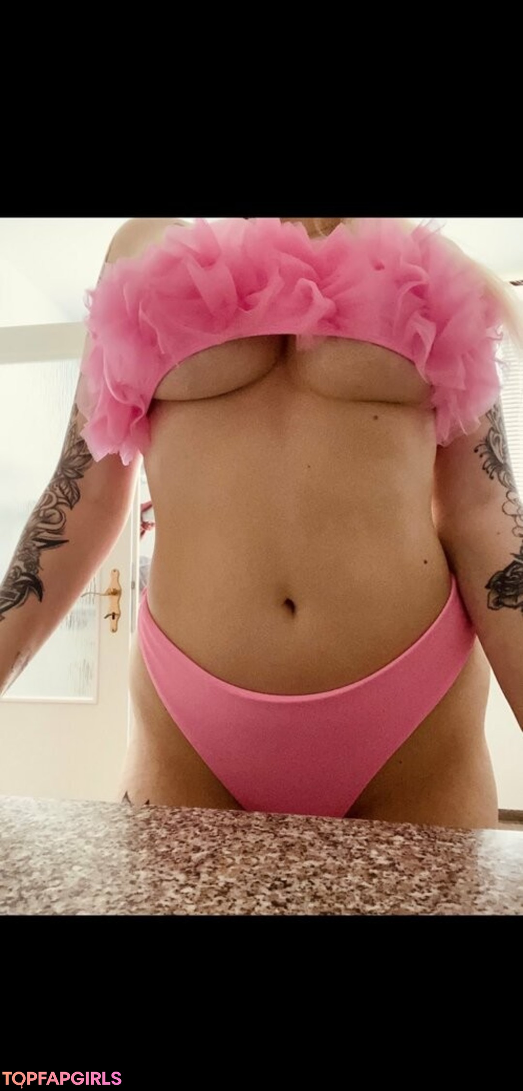 Foto desnuda filtrada de OnlyFans de Katrinakutiku #224 Foto desnuda filtrada de OnlyFans de Katrinakutiku #224