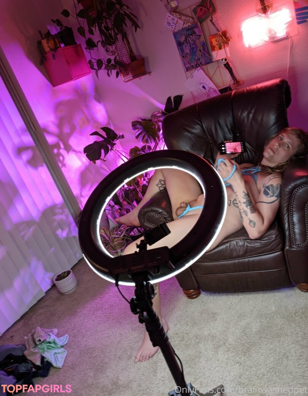 Foto desnuda filtrada de OnlyFans de Brainwashedpet #68 Foto desnuda filtrada de OnlyFans de Brainwashedpet #68