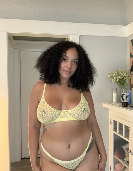 Foto desnuda filtrada de OnlyFans de Dreamyriri