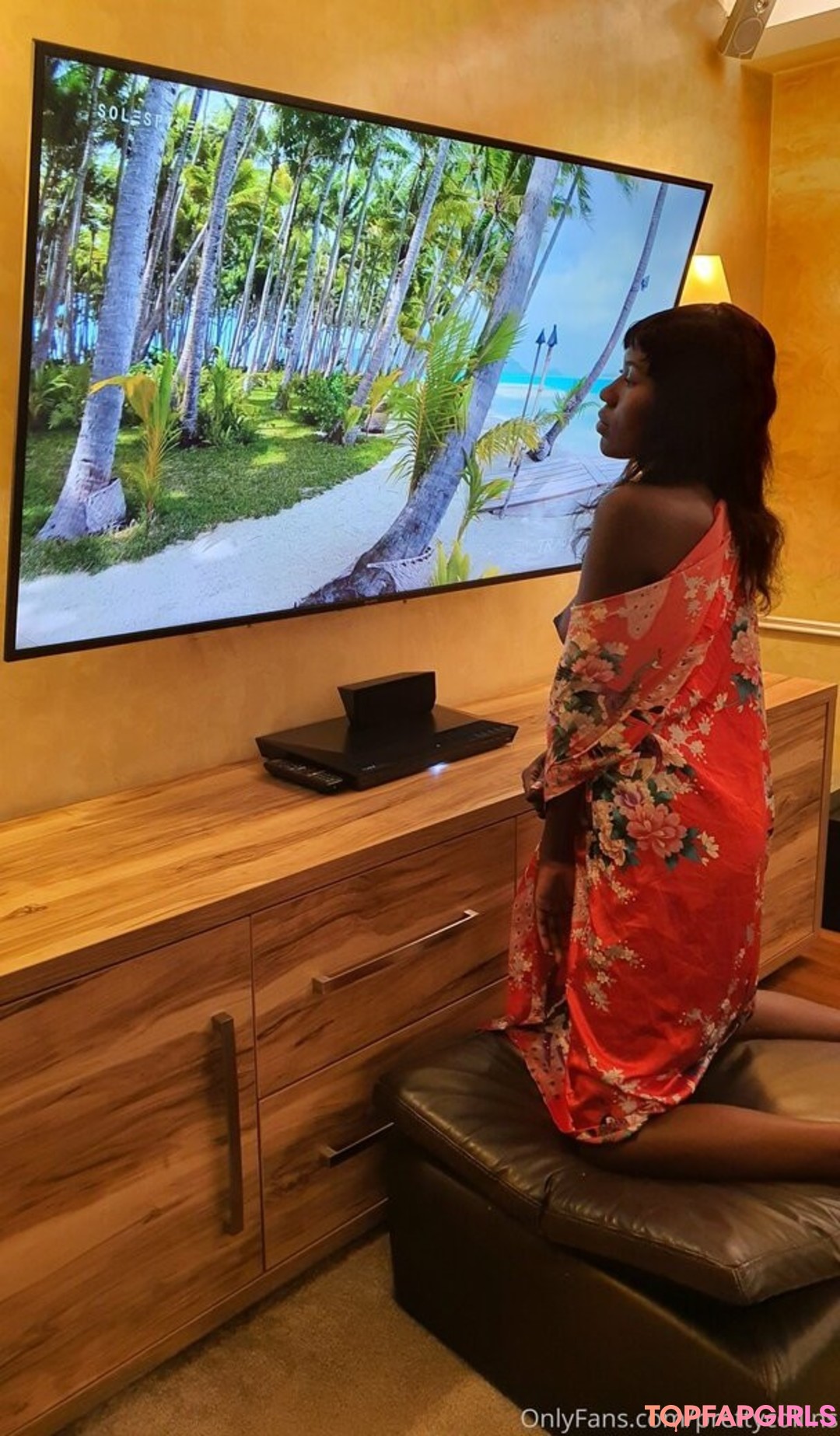 Foto desnuda filtrada de OnlyFans de Prettycollins #42 Foto desnuda filtrada de OnlyFans de Prettycollins #42