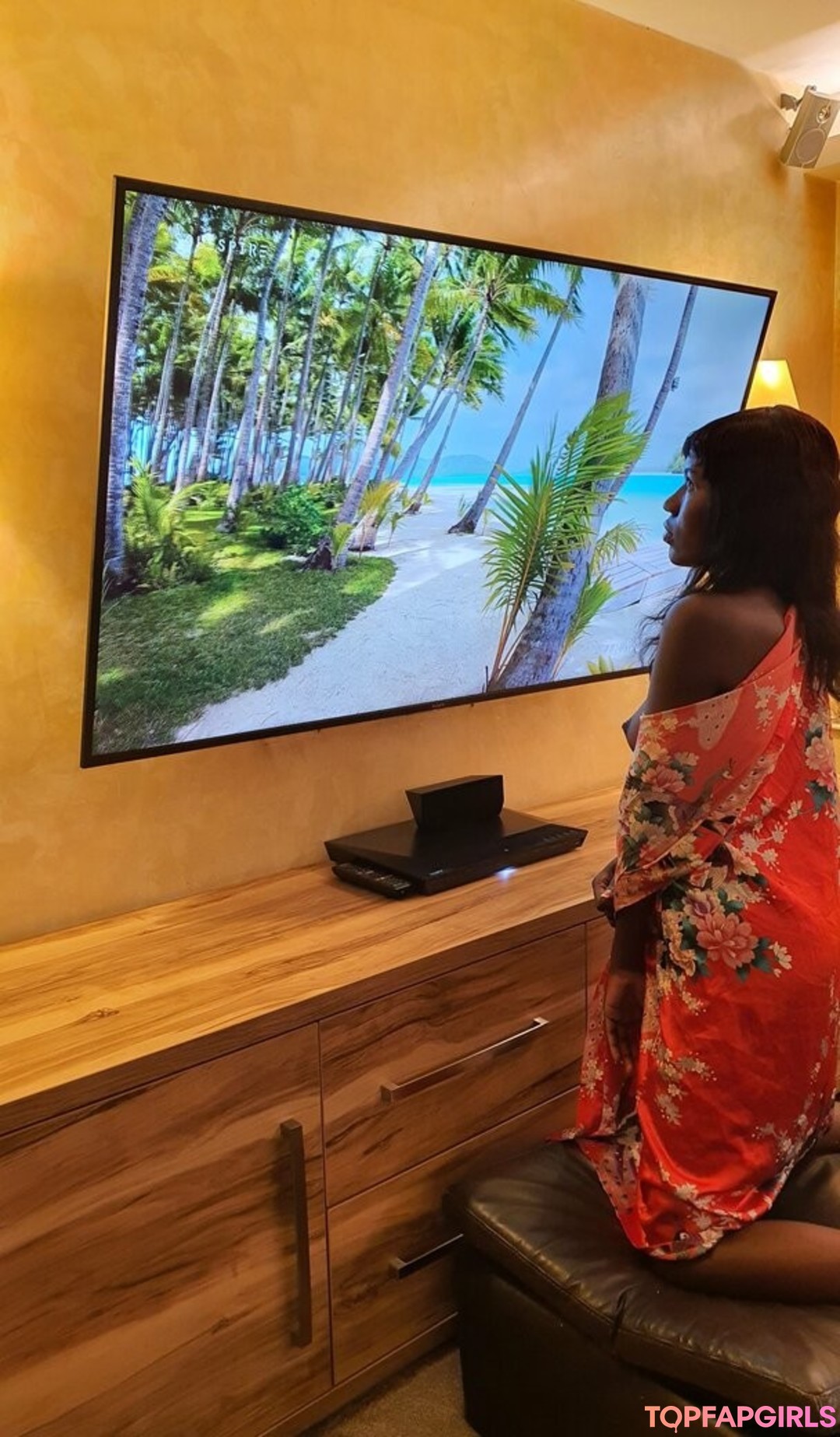 Foto desnuda filtrada de OnlyFans de Prettycollins #43 Foto desnuda filtrada de OnlyFans de Prettycollins #43