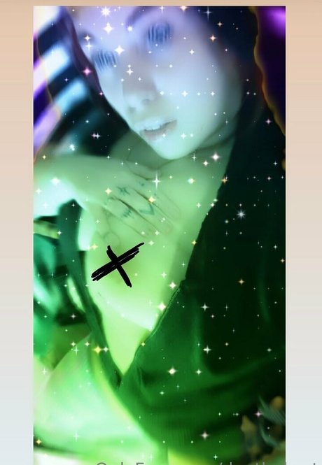 Foto desnuda filtrada de OnlyFans de Doethebrat