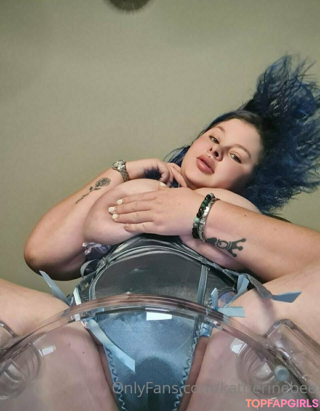 Foto desnuda filtrada de OnlyFans de Beckybeeofficial #97 Foto desnuda filtrada de OnlyFans de Beckybeeofficial #97