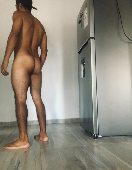 Foto desnuda filtrada de OnlyFans de Hermannwalt
