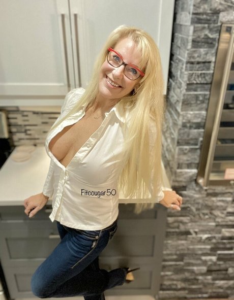 Foto desnuda filtrada de OnlyFans de Fitcougar50