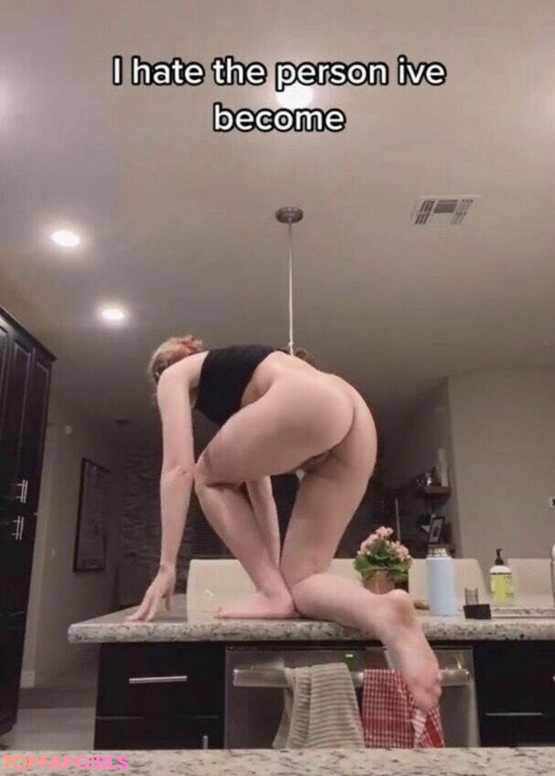 Foto desnuda filtrada de OnlyFans de Howdyhowdyyall1 #128 Foto desnuda filtrada de OnlyFans de Howdyhowdyyall1 #128