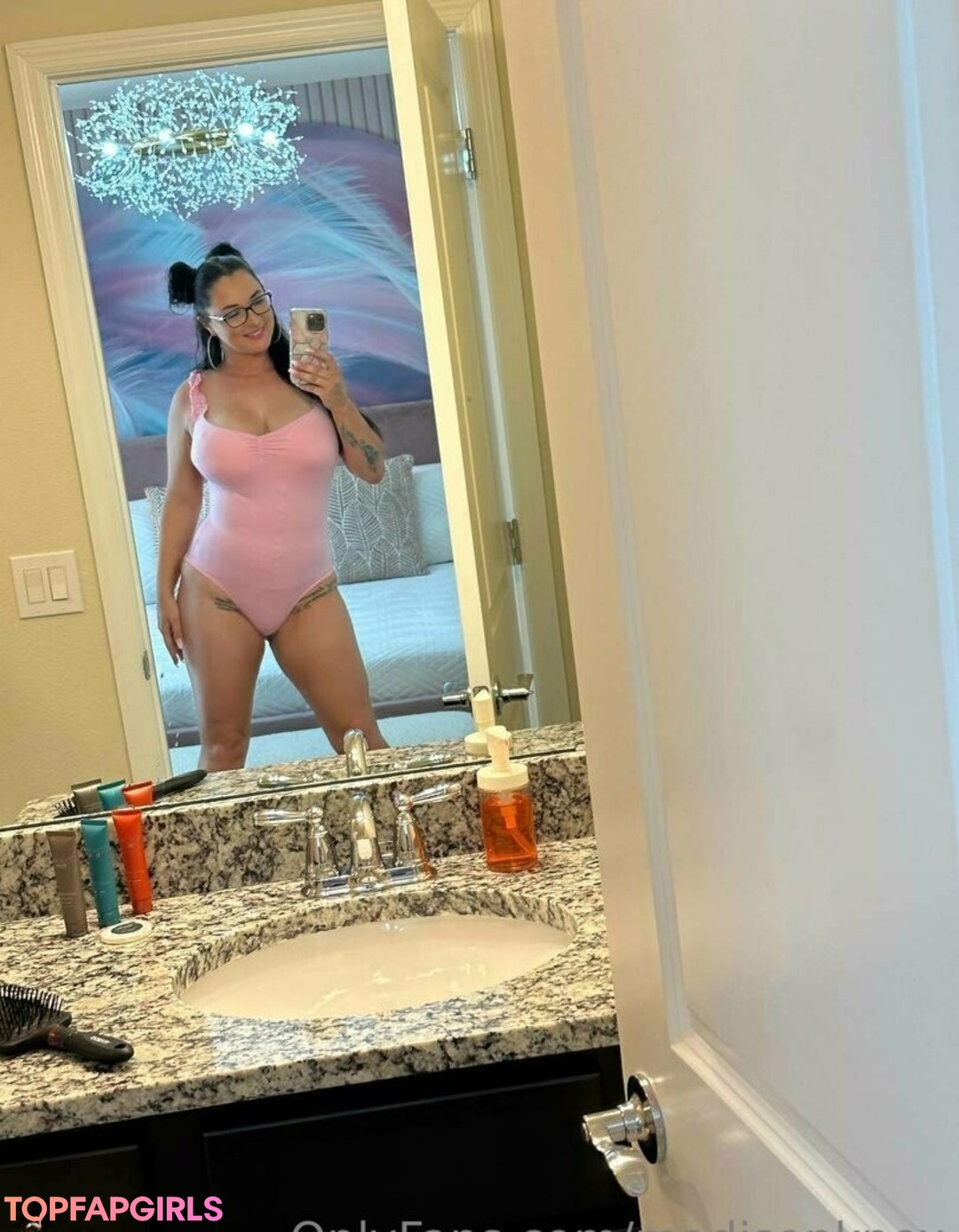 Foto desnuda filtrada de OnlyFans de Madisonknox #321 Foto desnuda filtrada de OnlyFans de Madisonknox #321