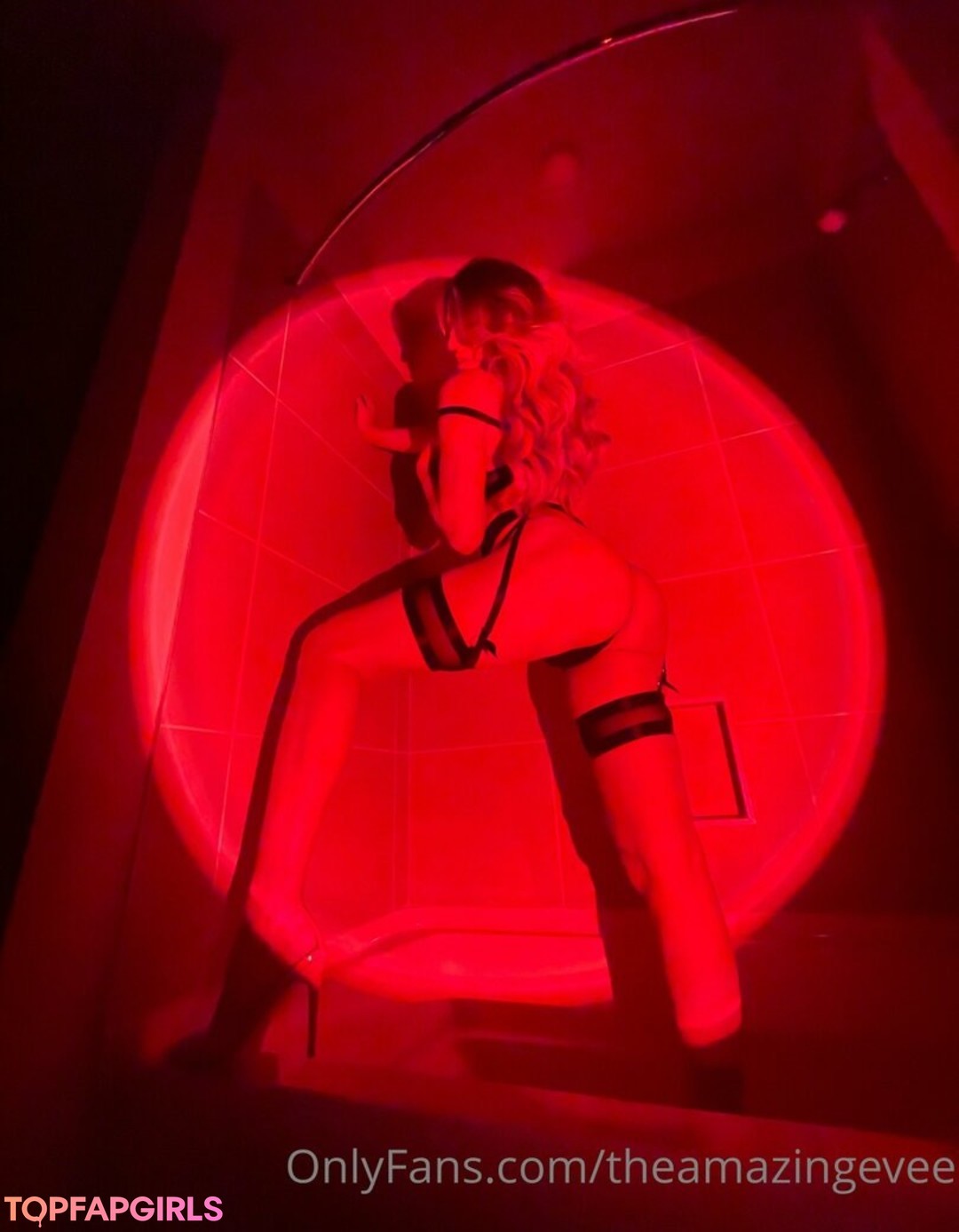 Foto desnuda filtrada de OnlyFans de Theeveemarie #258 Foto desnuda filtrada de OnlyFans de Theeveemarie #258