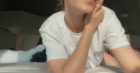 Foto desnuda filtrada de OnlyFans de Kattinthehatfree