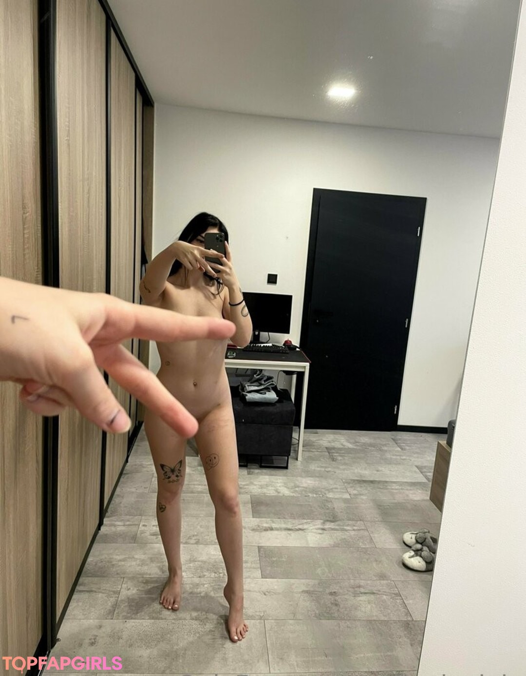 Foto desnuda filtrada de OnlyFans de Cutiepieelain #33 Foto desnuda filtrada de OnlyFans de Cutiepieelain #33