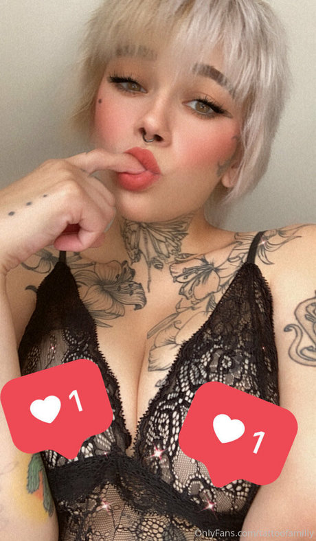 Naughtytattoocouple