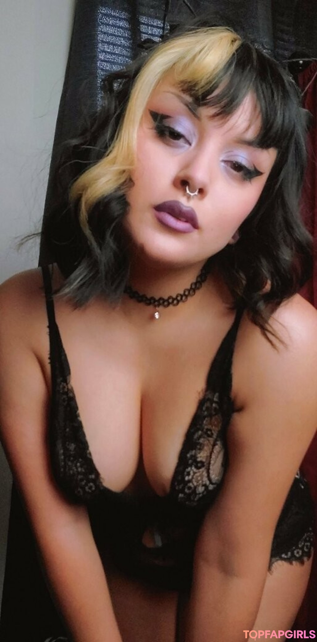 Foto desnuda filtrada de OnlyFans de Witchhunny #45 Foto desnuda filtrada de OnlyFans de Witchhunny #45