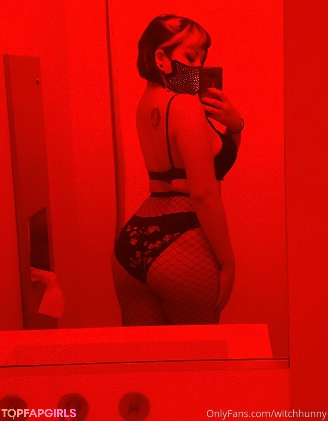 Foto desnuda filtrada de OnlyFans de Witchhunny #80 Foto desnuda filtrada de OnlyFans de Witchhunny #80