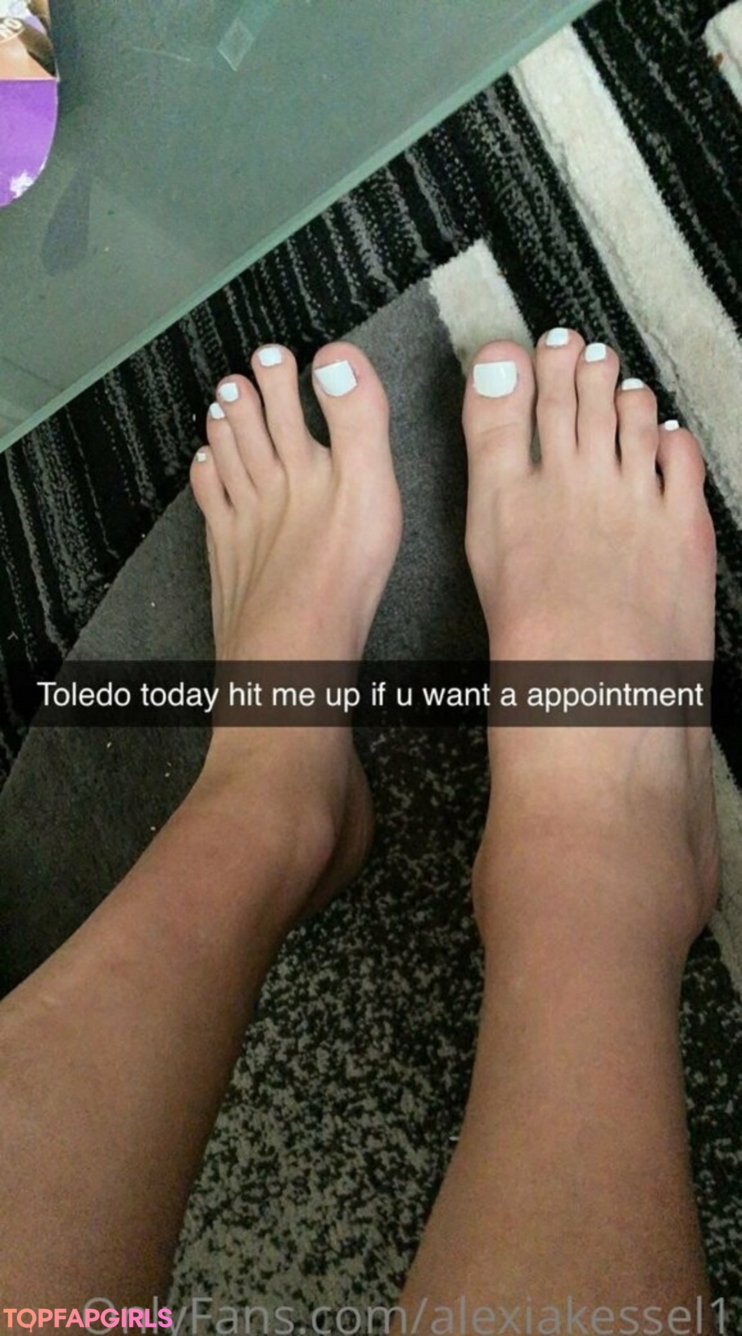 Foto desnuda filtrada de OnlyFans de Alexiakessel1 #15 Foto desnuda filtrada de OnlyFans de Alexiakessel1 #15