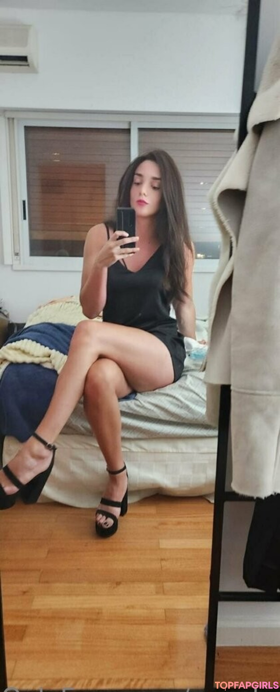 Foto desnuda filtrada de OnlyFans de Wandaolsen #34 Foto desnuda filtrada de OnlyFans de Wandaolsen #34