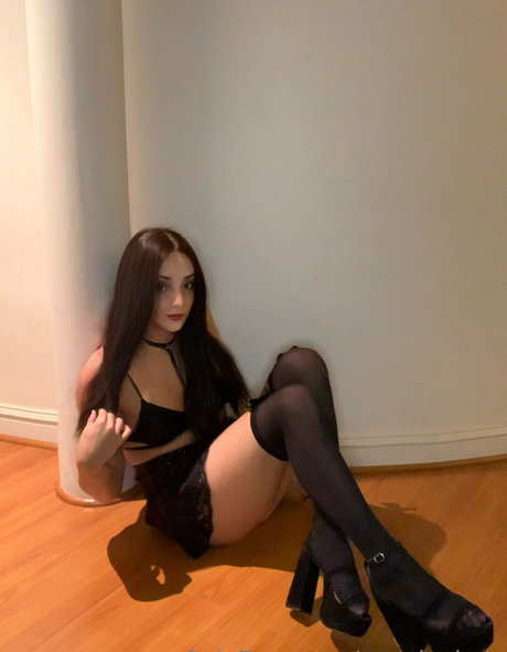 Foto desnuda filtrada de OnlyFans de Wandaolsen