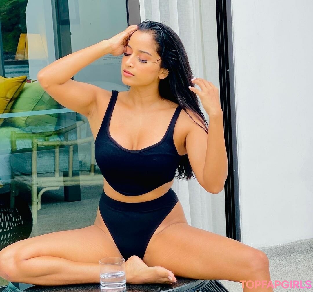 Foto desnuda filtrada de OnlyFans de Pooja Bhalekar #105 Foto desnuda filtrada de OnlyFans de Pooja Bhalekar #105