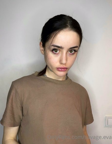 Foto desnuda filtrada de OnlyFans de Savageeva