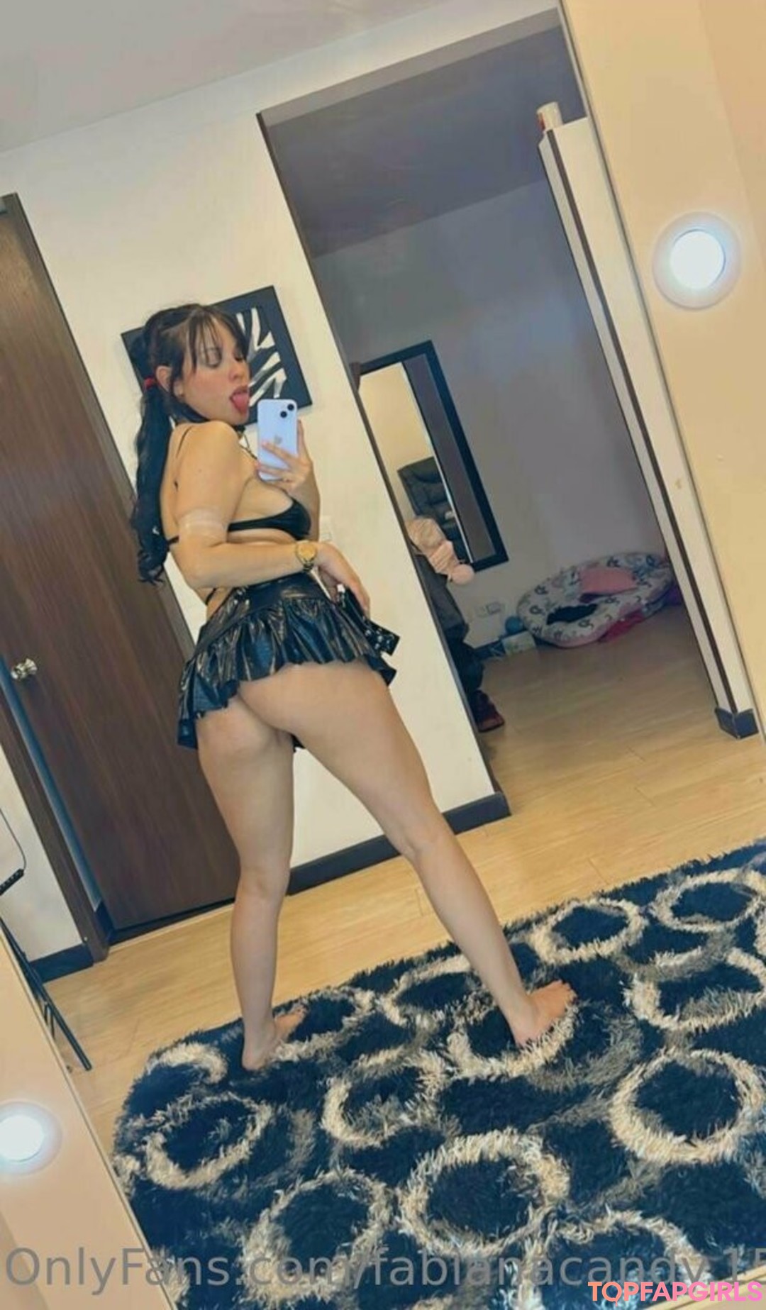 Foto desnuda filtrada de OnlyFans de Fabianacandy15 #251 Foto desnuda filtrada de OnlyFans de Fabianacandy15 #251