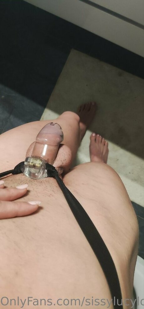 Foto desnuda filtrada de OnlyFans de Sissylucylove
