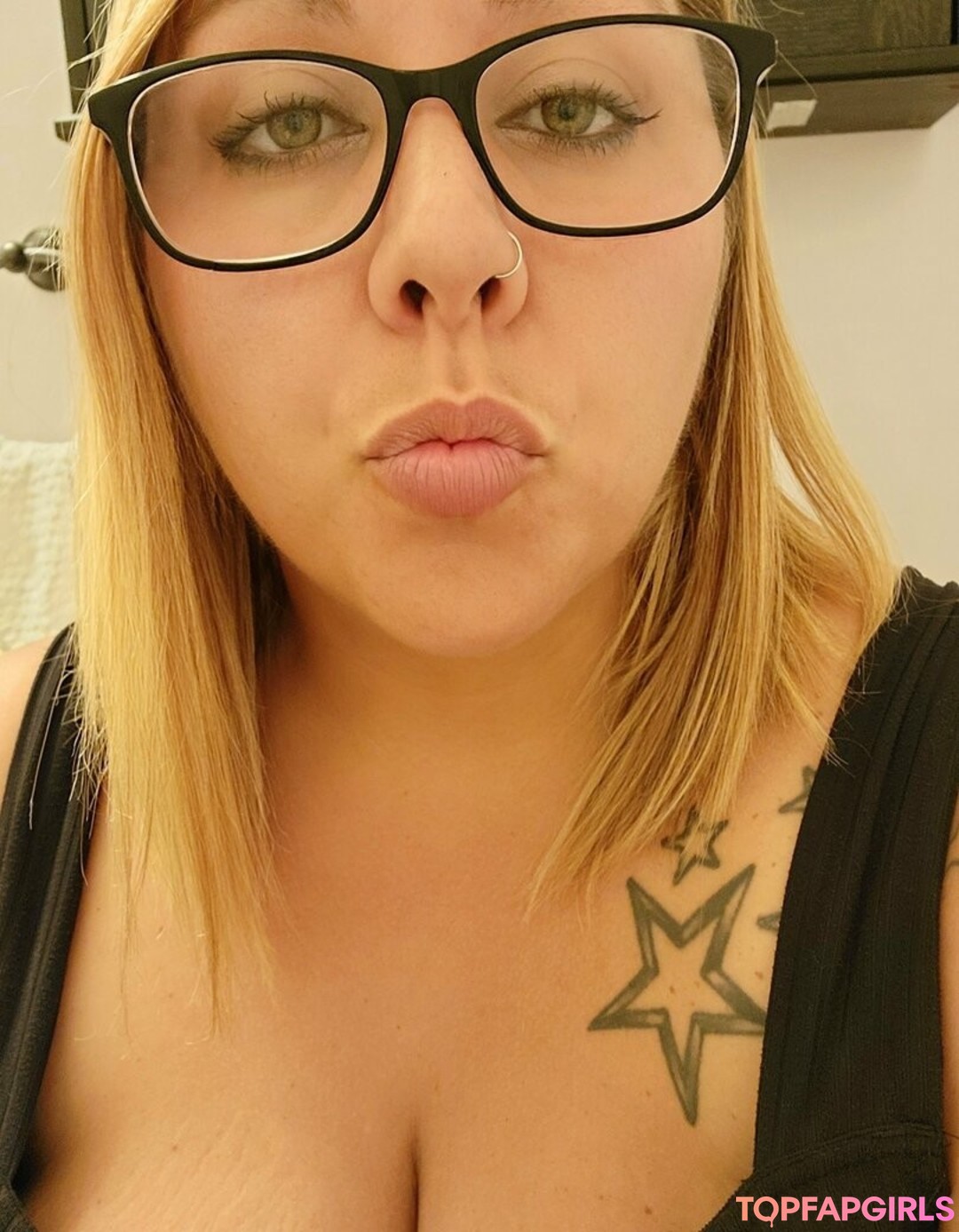 Foto desnuda filtrada de OnlyFans de Sexybbwmom11 #73 Foto desnuda filtrada de OnlyFans de Sexybbwmom11 #73