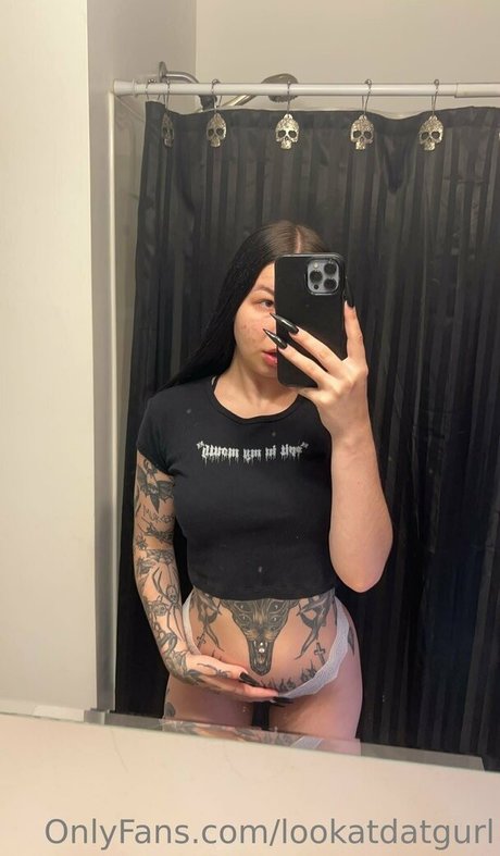 Lookatdatgurl
