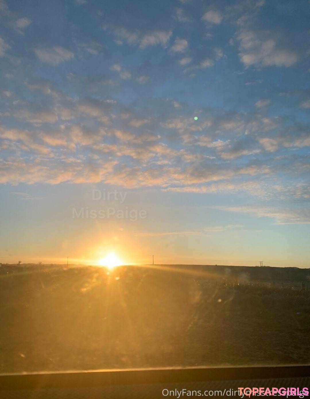 Foto desnuda filtrada de OnlyFans de Dirtymisstresspaige #75 Foto desnuda filtrada de OnlyFans de Dirtymisstresspaige #75