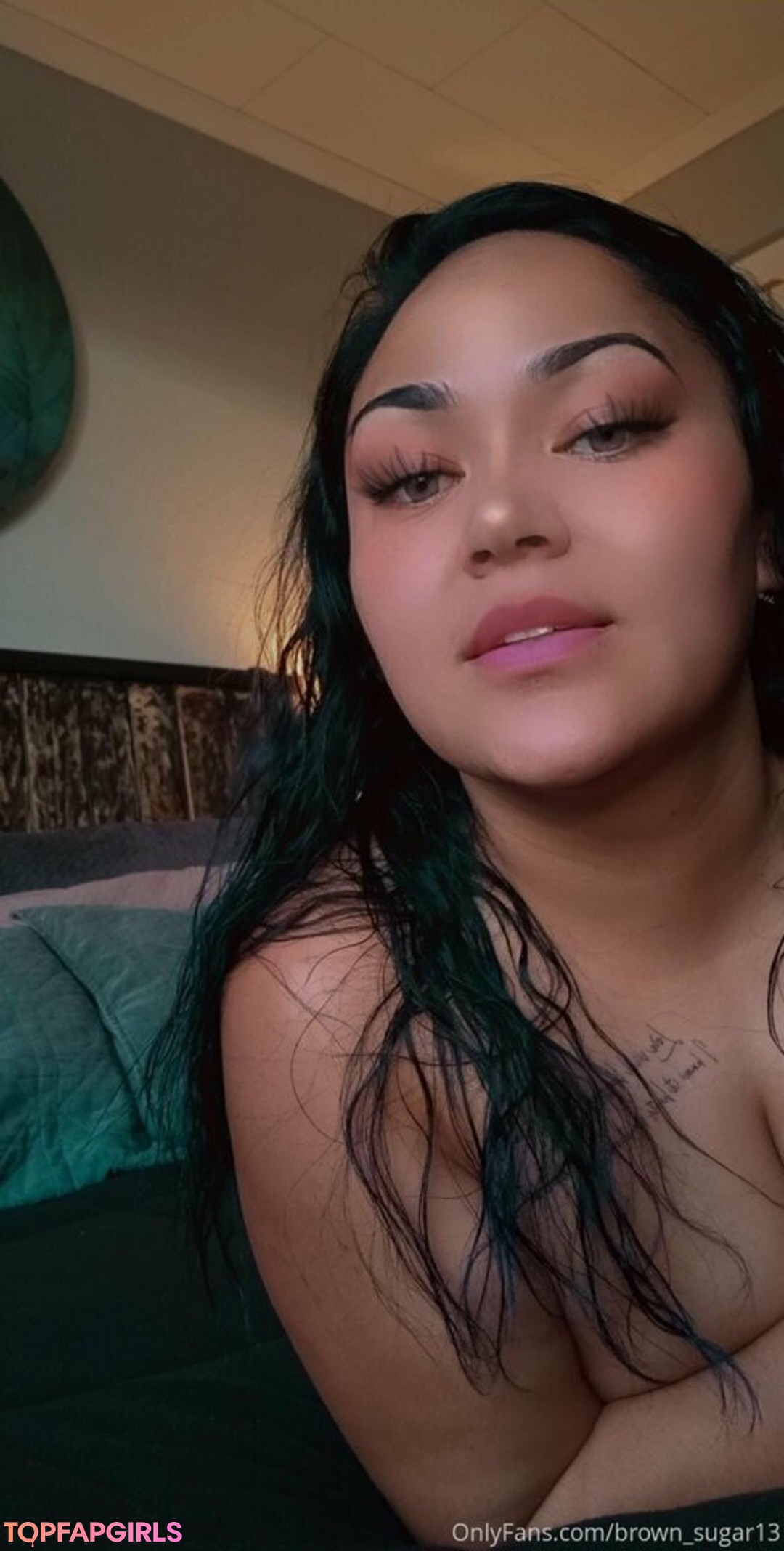 Foto desnuda filtrada de OnlyFans de Sweetbrownsugar #34 Foto desnuda filtrada de OnlyFans de Sweetbrownsugar #34