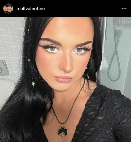 Moll Valentine