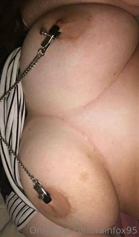 Foto desnuda filtrada de OnlyFans de Rainfox95