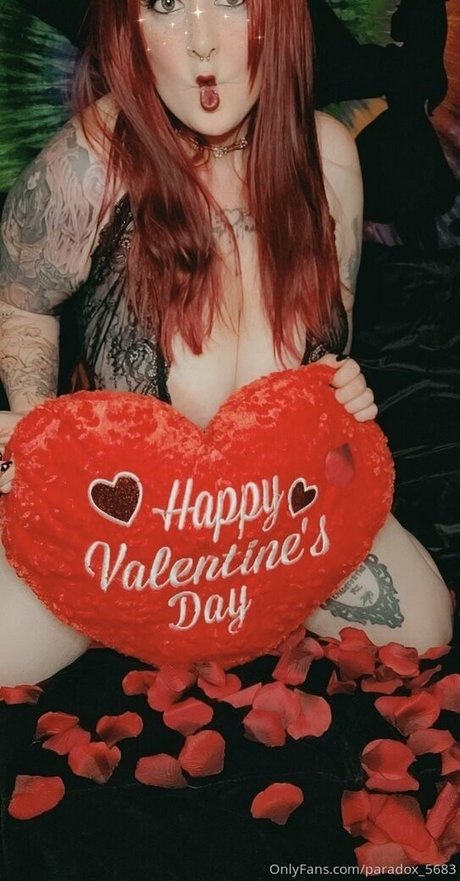 Foto desnuda filtrada de OnlyFans de Paradox5683