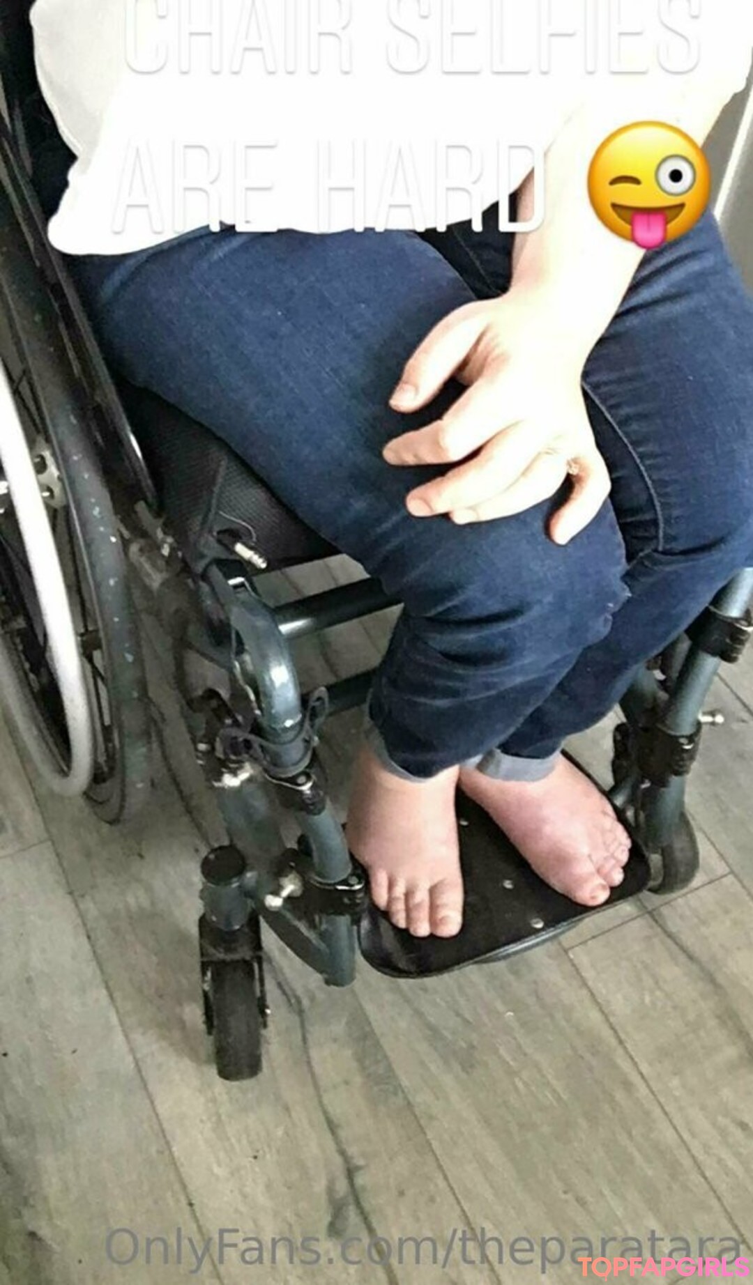 Foto desnuda filtrada de OnlyFans de Theparatara #17 Foto desnuda filtrada de OnlyFans de Theparatara #17