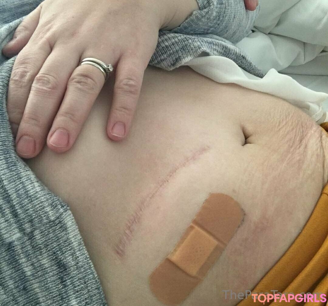 Foto desnuda filtrada de OnlyFans de Theparatara #49 Foto desnuda filtrada de OnlyFans de Theparatara #49