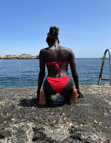 Ebonysummersfree