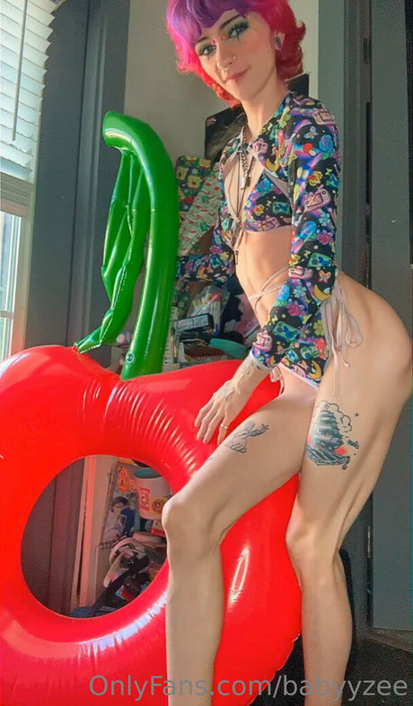 Foto desnuda filtrada de OnlyFans de Babyyzee