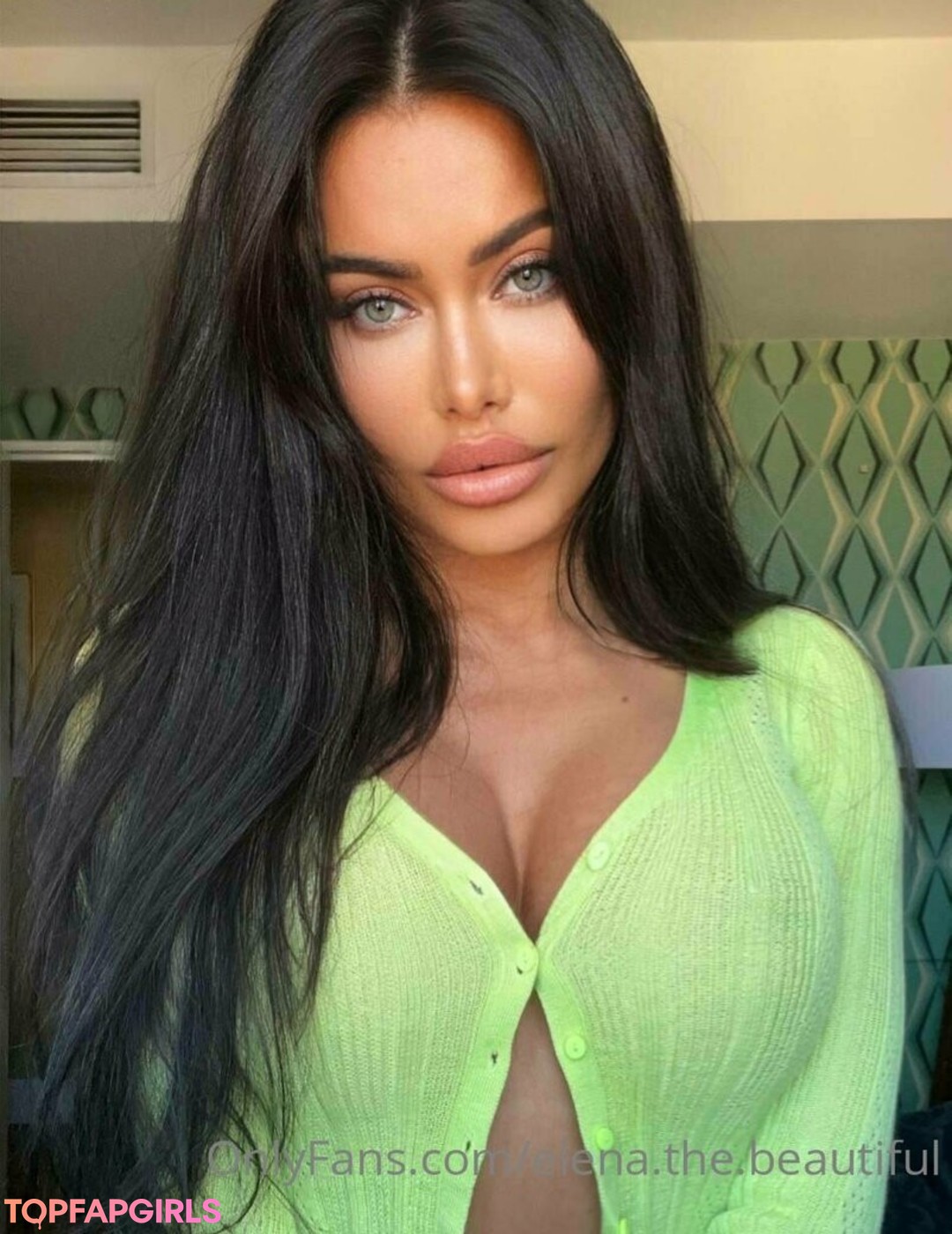 Foto desnuda filtrada de OnlyFans de Elenathebeautiful #72 Foto desnuda filtrada de OnlyFans de Elenathebeautiful #72