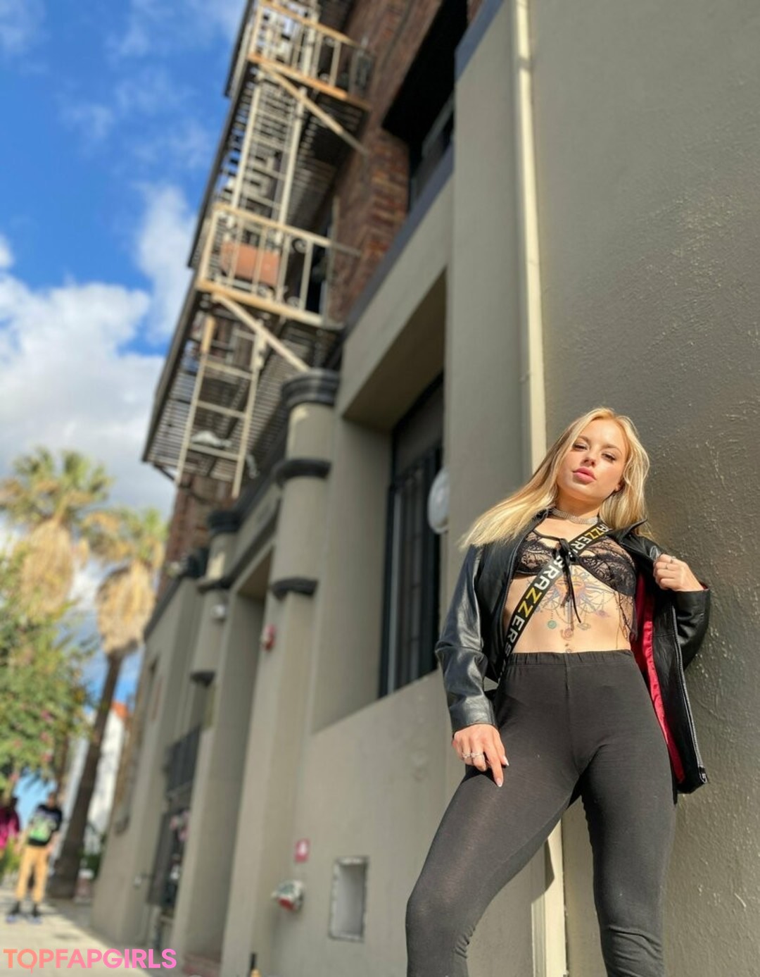 Foto desnuda filtrada de OnlyFans de Annaclaireclouds #34 Foto desnuda filtrada de OnlyFans de Annaclaireclouds #34