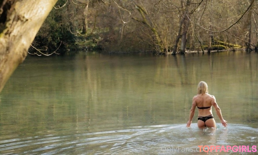 Foto desnuda filtrada de OnlyFans de Musclegirl31 #35 Foto desnuda filtrada de OnlyFans de Musclegirl31 #35