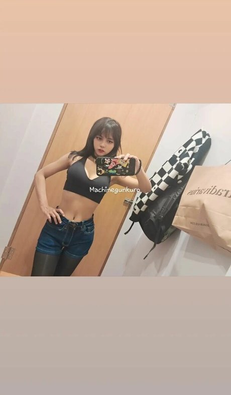 Foto desnuda filtrada de OnlyFans de Kuro Emma