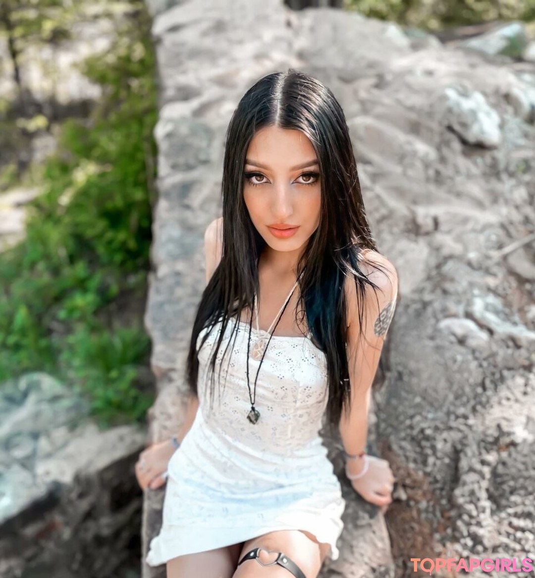 Foto desnuda filtrada de OnlyFans de Alison Rainer #61 Foto desnuda filtrada de OnlyFans de Alison Rainer #61