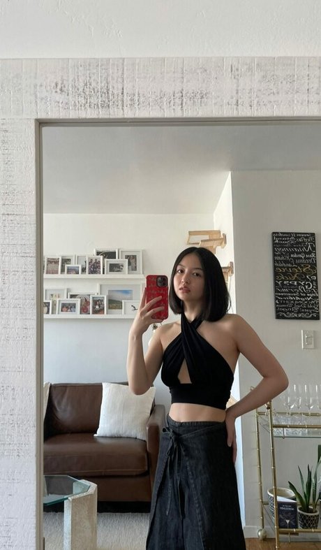 Foto desnuda filtrada de OnlyFans de Michaela Zee