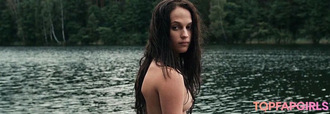 Foto desnuda filtrada de OnlyFans de Alicia Vikander #3 Foto desnuda filtrada de OnlyFans de Alicia Vikander #3