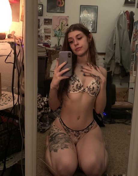 Foto desnuda filtrada de OnlyFans de Unholynun