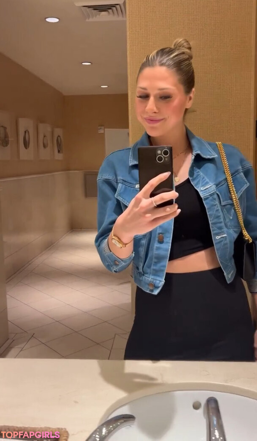 Foto desnuda filtrada de OnlyFans de Dannie Rogers #117 Foto desnuda filtrada de OnlyFans de Dannie Rogers #117